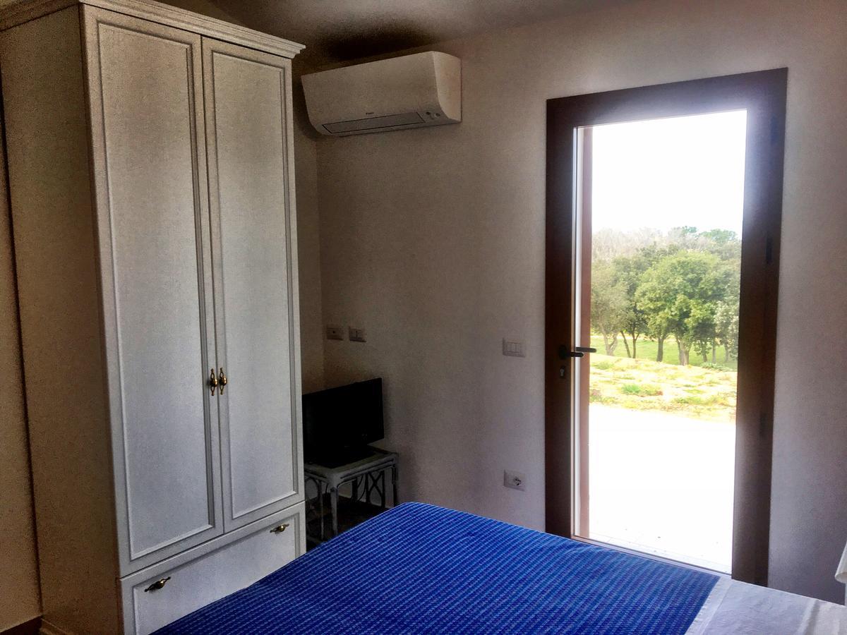 Molti Mari B&B Resort Olbia Eksteriør bilde