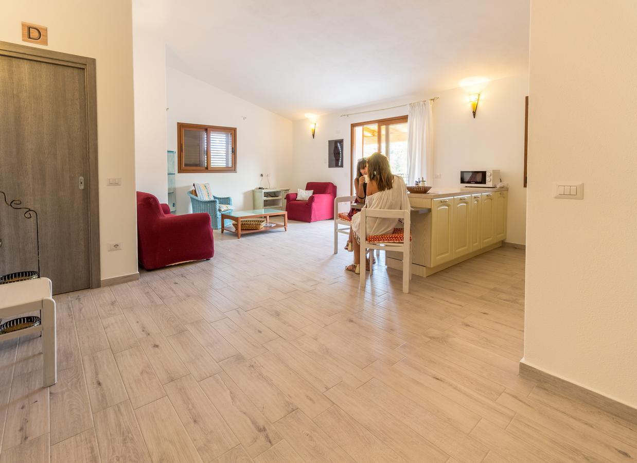 Molti Mari B&B Resort Olbia Eksteriør bilde